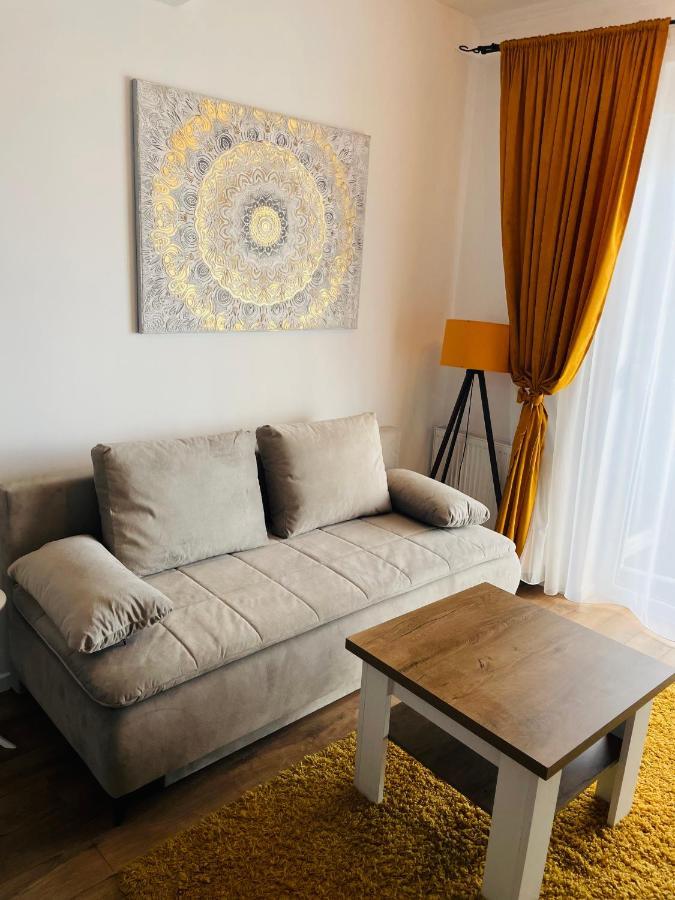 Si Apartments Oradea Bagian luar foto