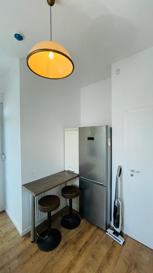 Si Apartments Oradea Bagian luar foto