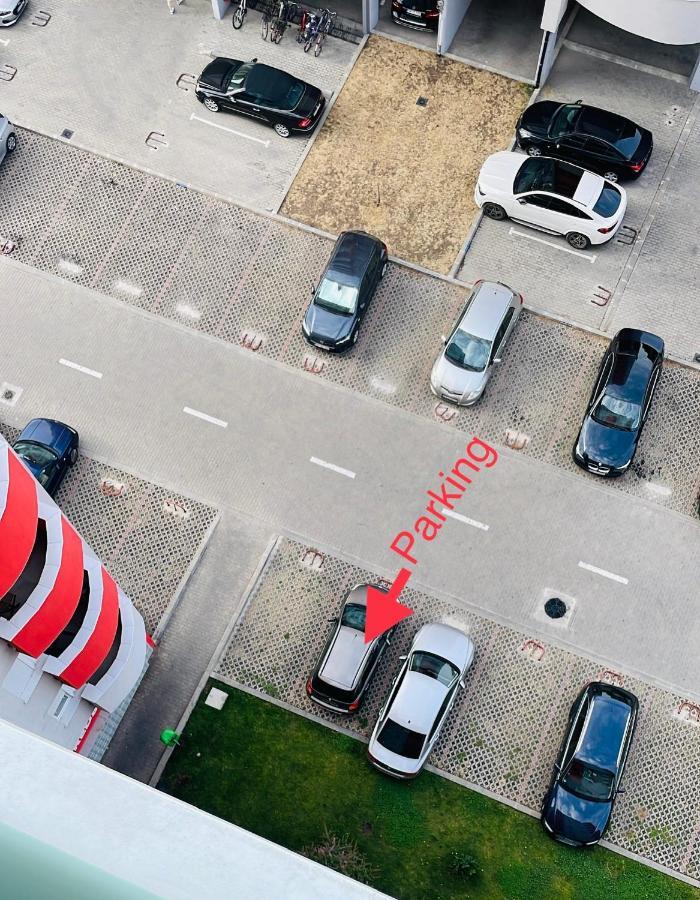 Si Apartments Oradea Bagian luar foto